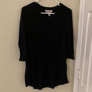 Jessica Simpson Maternity/nursing top